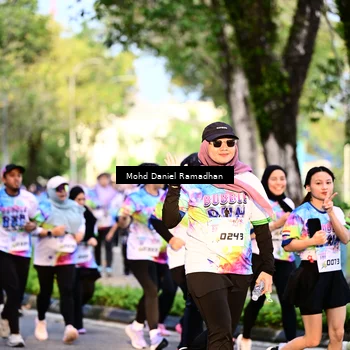 Runner Photo 8412222