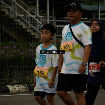 Runner Photo 8412225