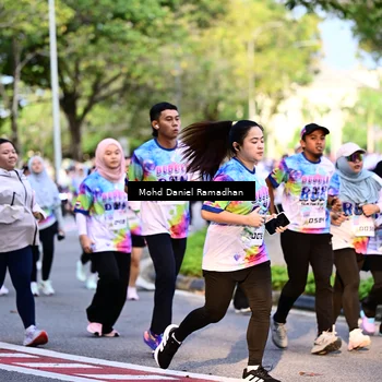 Runner Photo 8412228