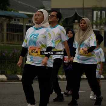 Runner Photo 8412235