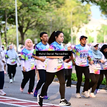 Runner Photo 8412239