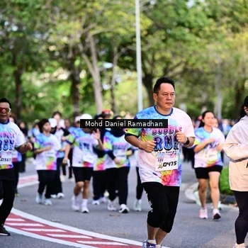 Runner Photo 8412248