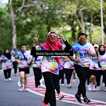 Runner Photo 8412253