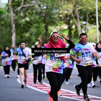 Runner Photo 8412264