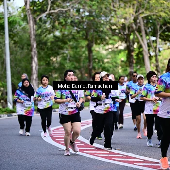 Runner Photo 8412266