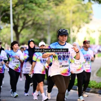 Runner Photo 8412279
