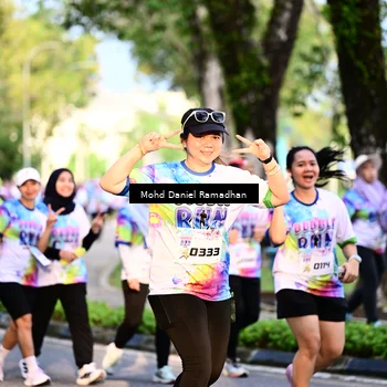 Runner Photo 8412290