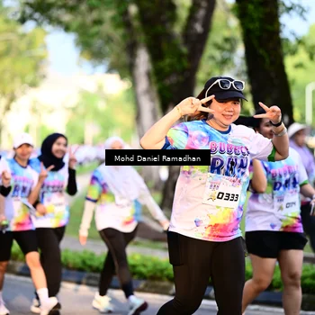 Runner Photo 8412299