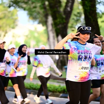 Runner Photo 8412300