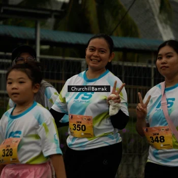 Runner Photo 8412303
