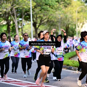Runner Photo 8412306