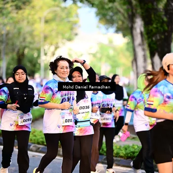 Runner Photo 8412314