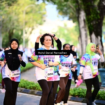 Runner Photo 8412315