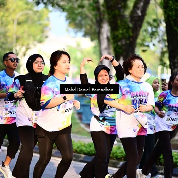 Runner Photo 8412323