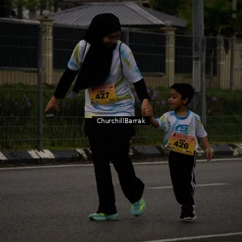 Runner Photo 8412324