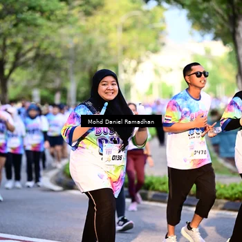 Runner Photo 8412343
