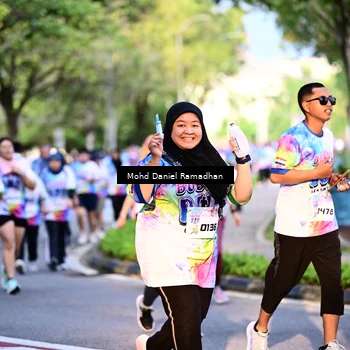 Runner Photo 8412345