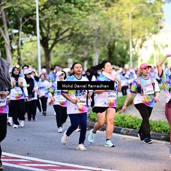 Runner Photo 8412346