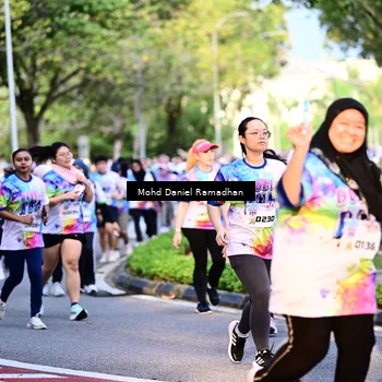 Runner Photo 8412349
