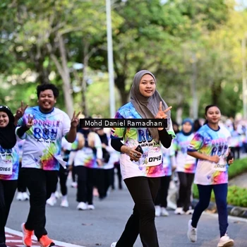 Runner Photo 8412353