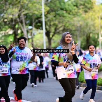Runner Photo 8412355