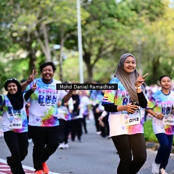 Runner Photo 8412356