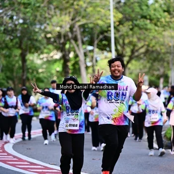 Runner Photo 8412359
