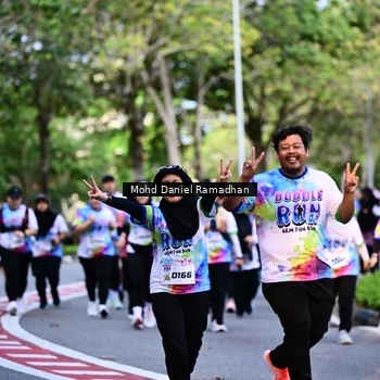 Runner Photo 8412361