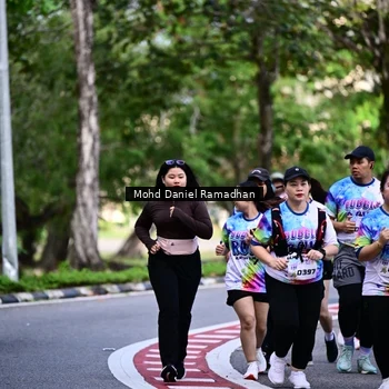 Runner Photo 8412382