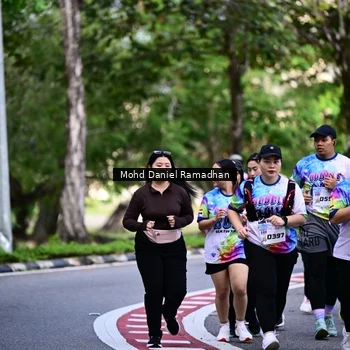 Runner Photo 8412387