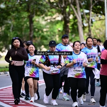 Runner Photo 8412394