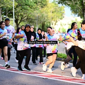 Runner Photo 8412404