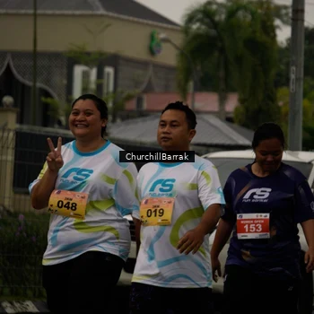 Runner Photo 8412410