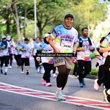 Runner Photo 8412446