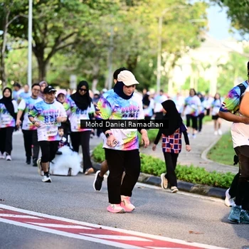 Runner Photo 8412448