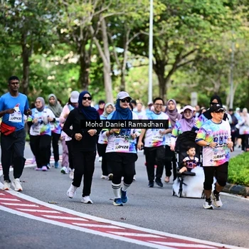 Runner Photo 8412450