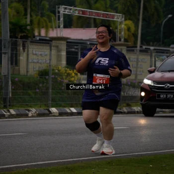 Runner Photo 8412452