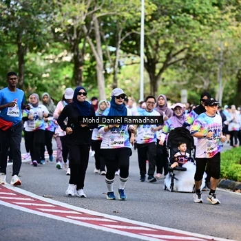 Runner Photo 8412455