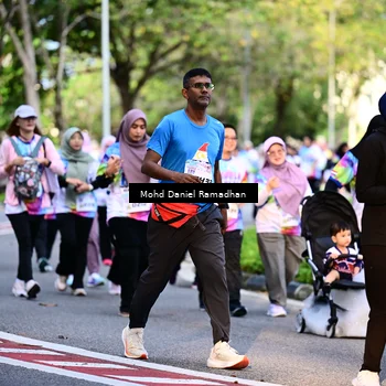 Runner Photo 8412463