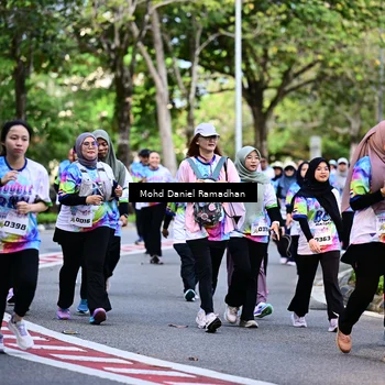 Runner Photo 8412475