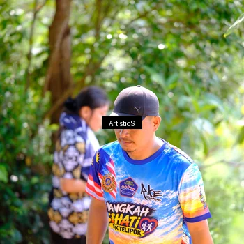 Runner Photo 8412493