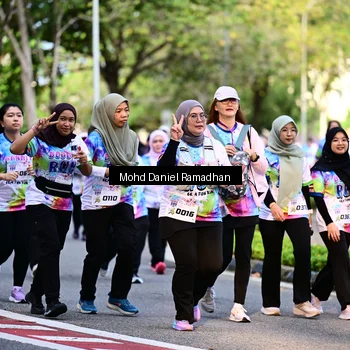 Runner Photo 8412501