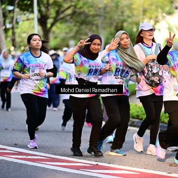 Runner Photo 8412512
