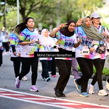 Runner Photo 8412516