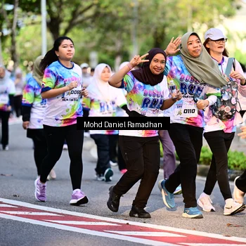 Runner Photo 8412519