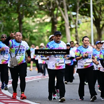 Runner Photo 8412552