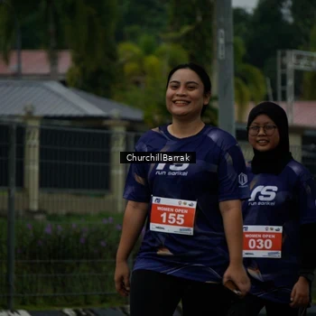 Runner Photo 8412554