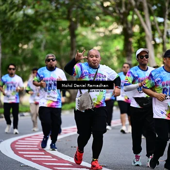 Runner Photo 8412559