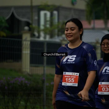 Runner Photo 8412563