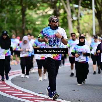 Runner Photo 8412650